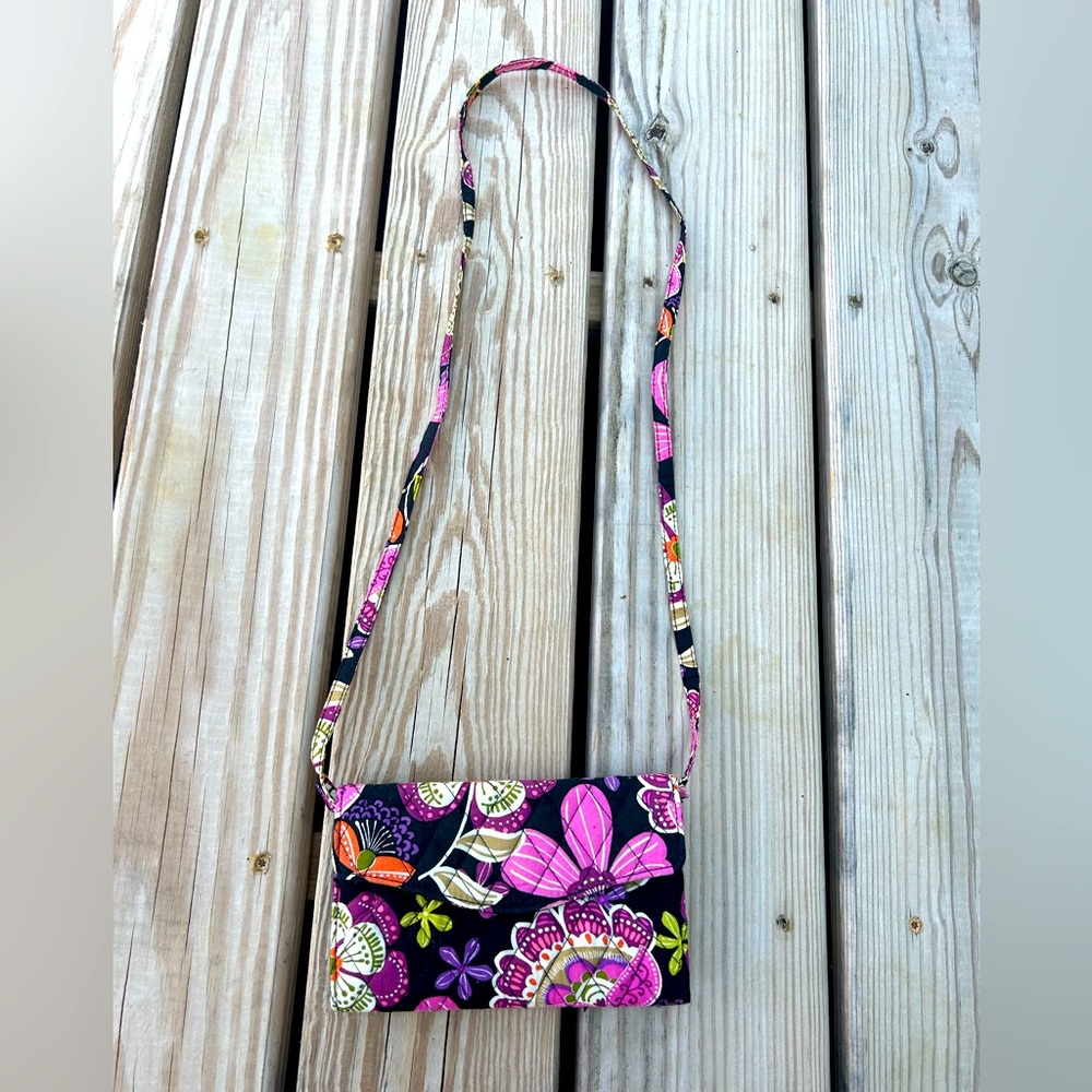 Vera Bradley Pirouette Pink Removable Strap Crossbody Wallet Excellent Shape